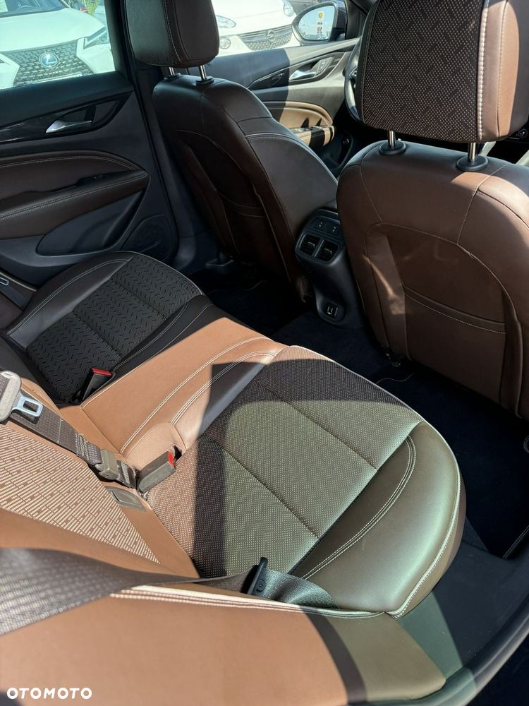 Opel Insignia - 29