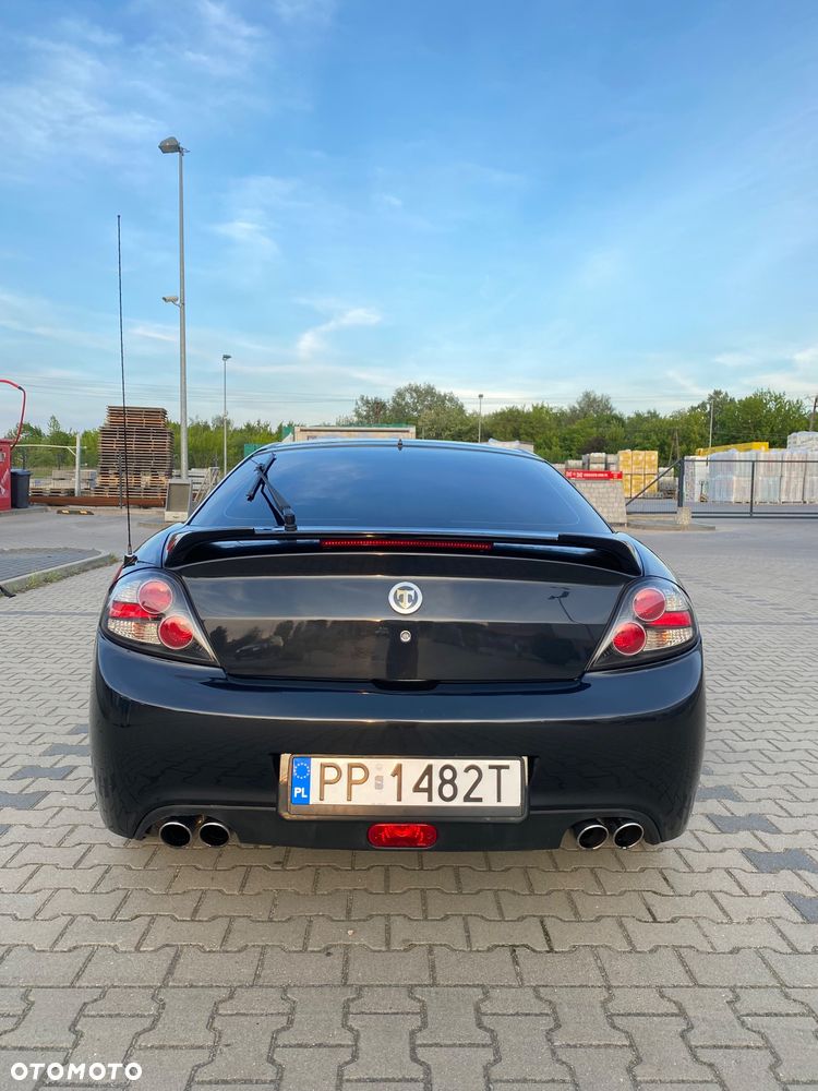 Hyundai Coupe - 4