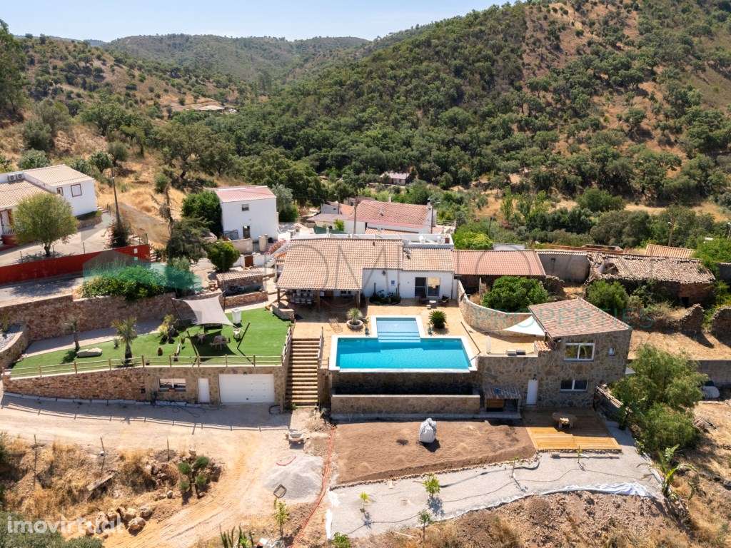 Moradia tradicional V3 - Alte, Algarve - Grande imagem: 2/40