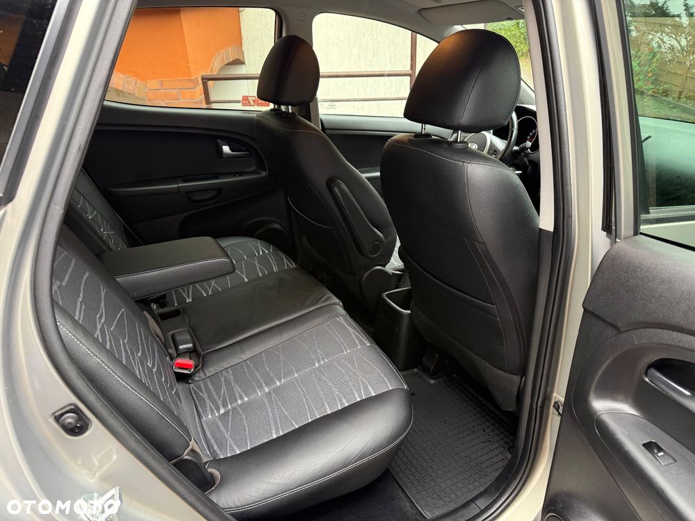 Kia Venga 1.6 Business Line - 13