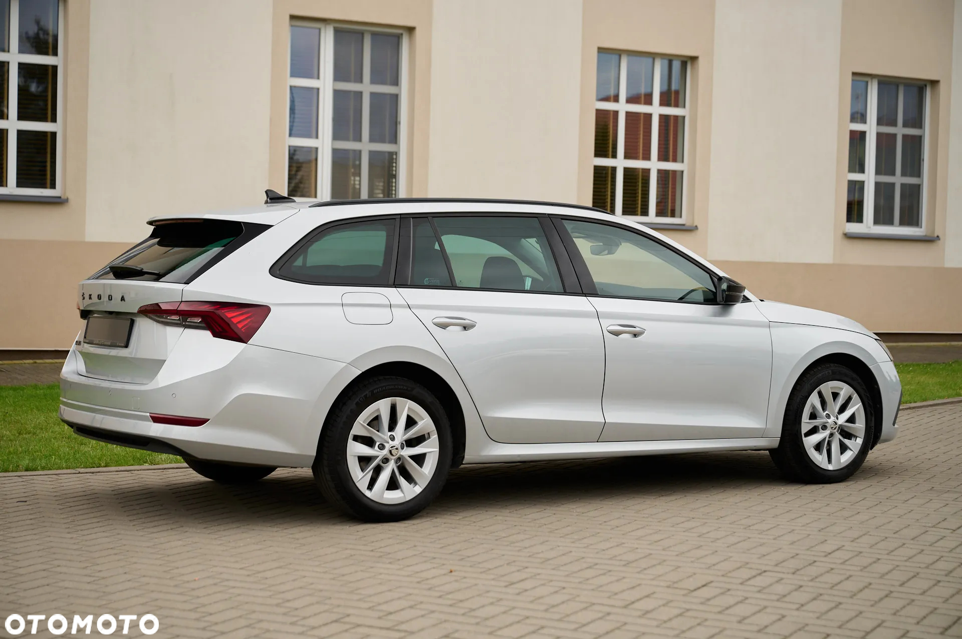 Skoda Octavia 2.0 TDI Ambition DSG - 16