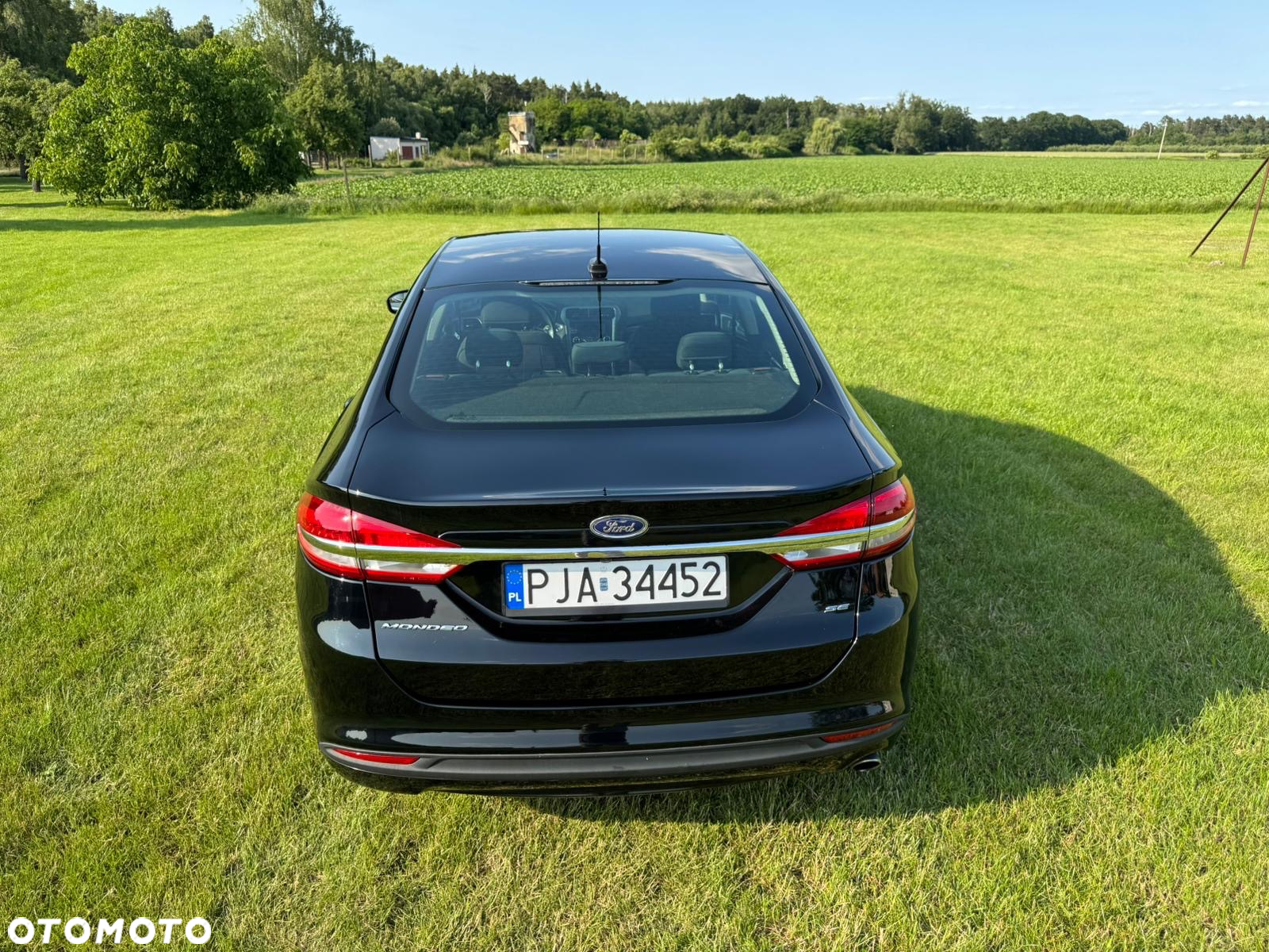 Ford Fusion - 12