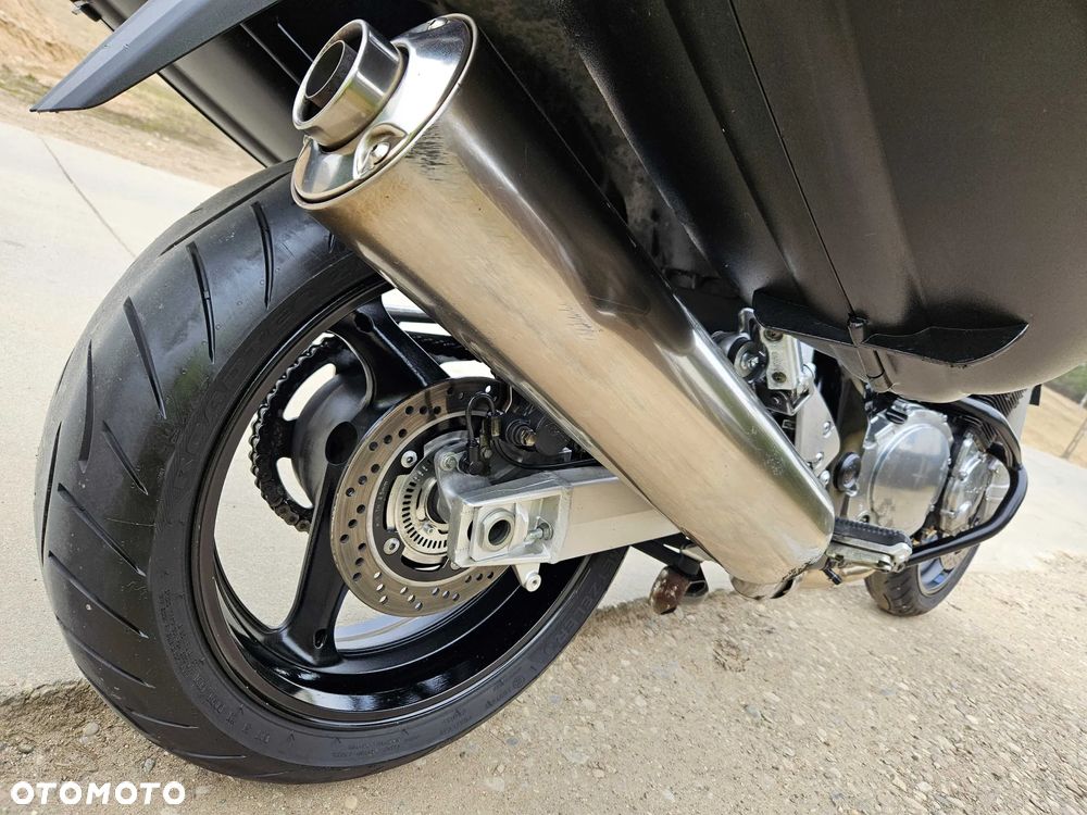 Suzuki Bandit - 14