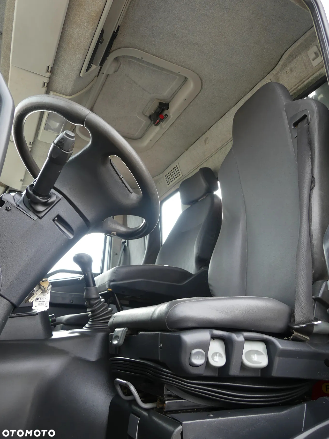 Iveco TRAKKER 360 / WYWROTKA + HDS PALFINGER PK13001 SKŁADANY W Z - 24