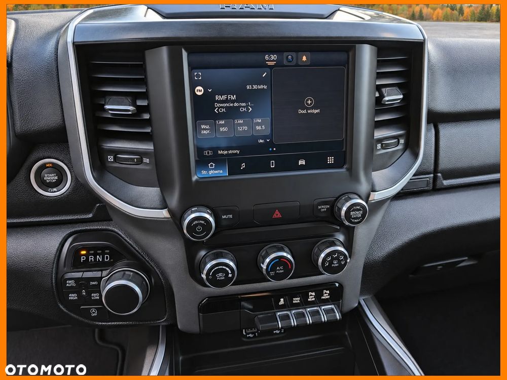 RAM 1500 Crew Cab Shortbed Bighorn - 22