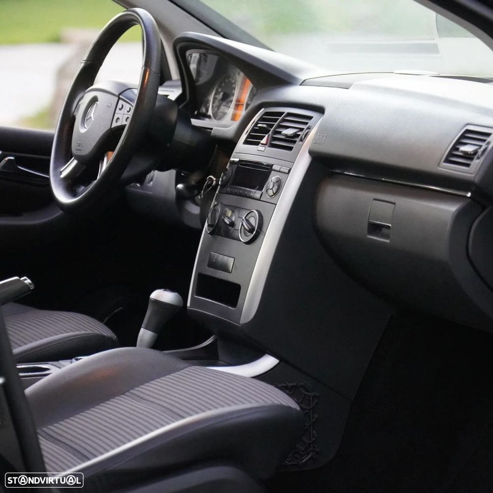Mercedes-Benz B 150 Autotronic - 11