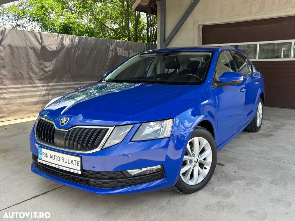 Skoda Octavia 1.6 TDI DSG Ambition - 4