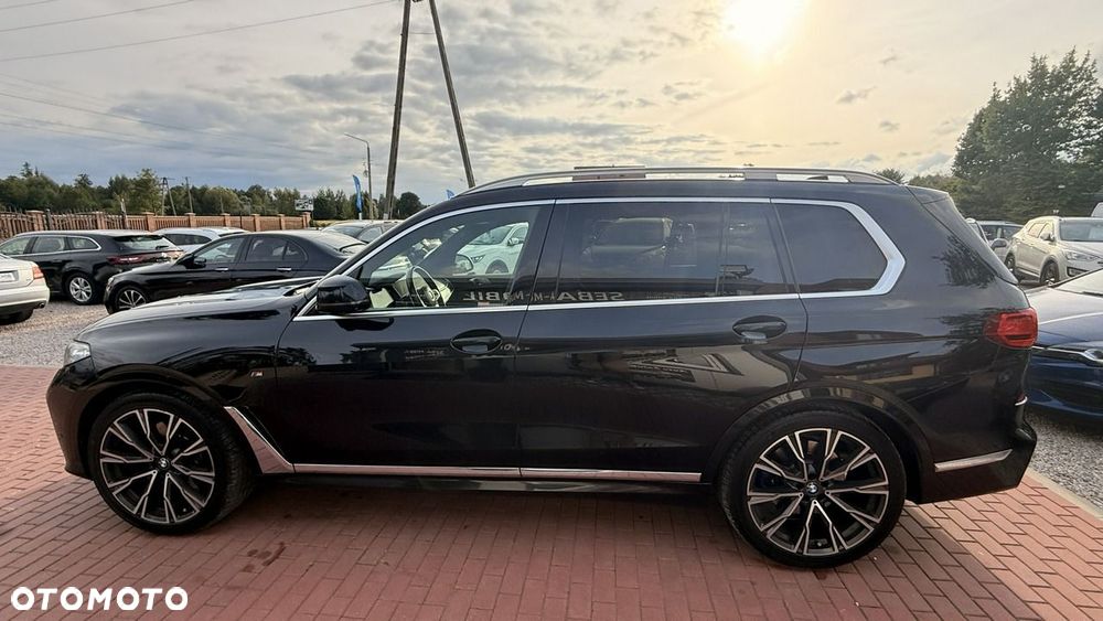 BMW X7 - 8
