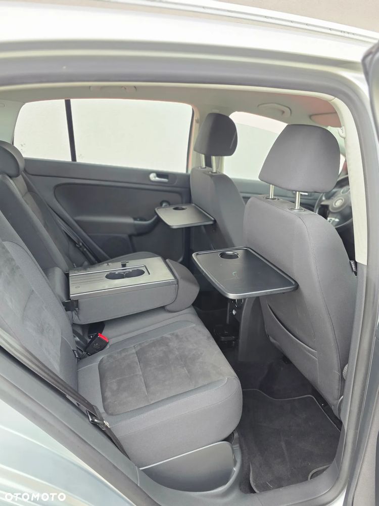 Volkswagen Golf - 20