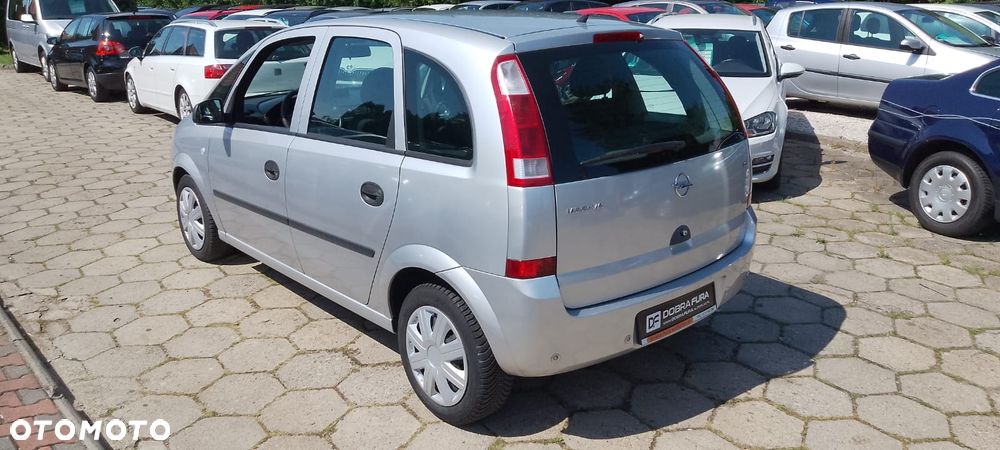 Opel Meriva ver-1-6-16v-cosmo-easytronic - 3