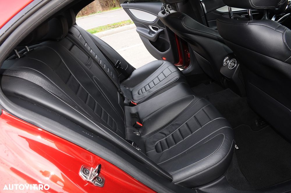 Mercedes-Benz CLS 350 d 4Matic 9G-TRONIC AMG Line - 24