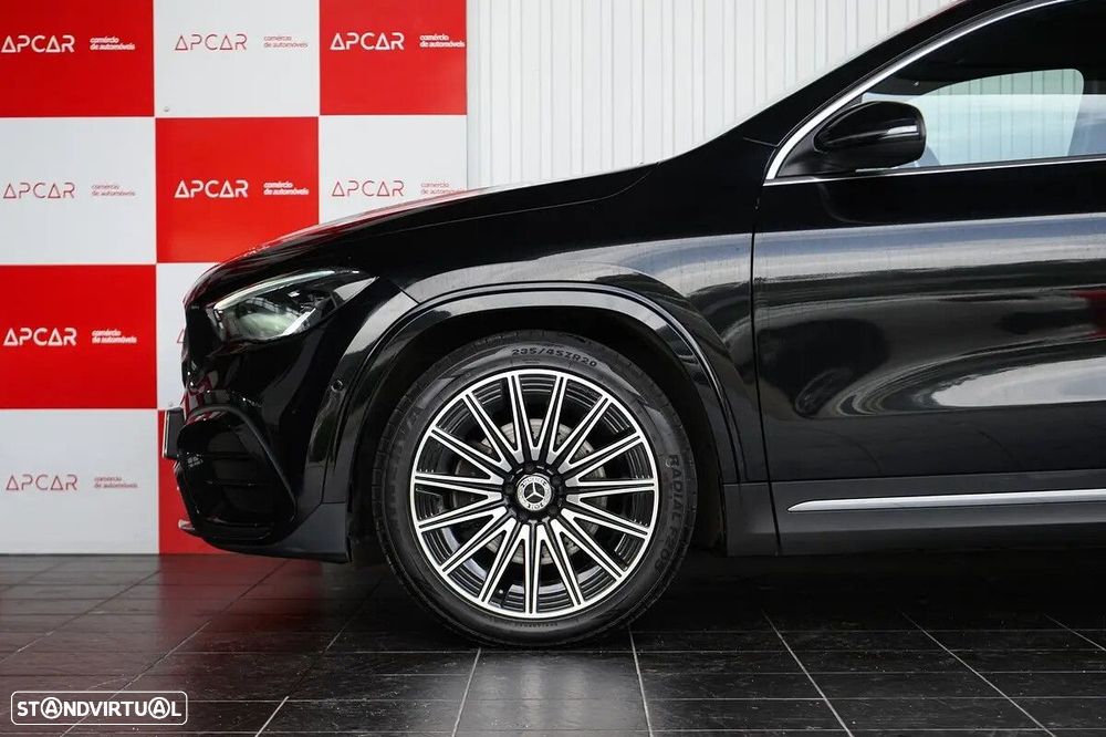 Mercedes-Benz GLA 200 - 17