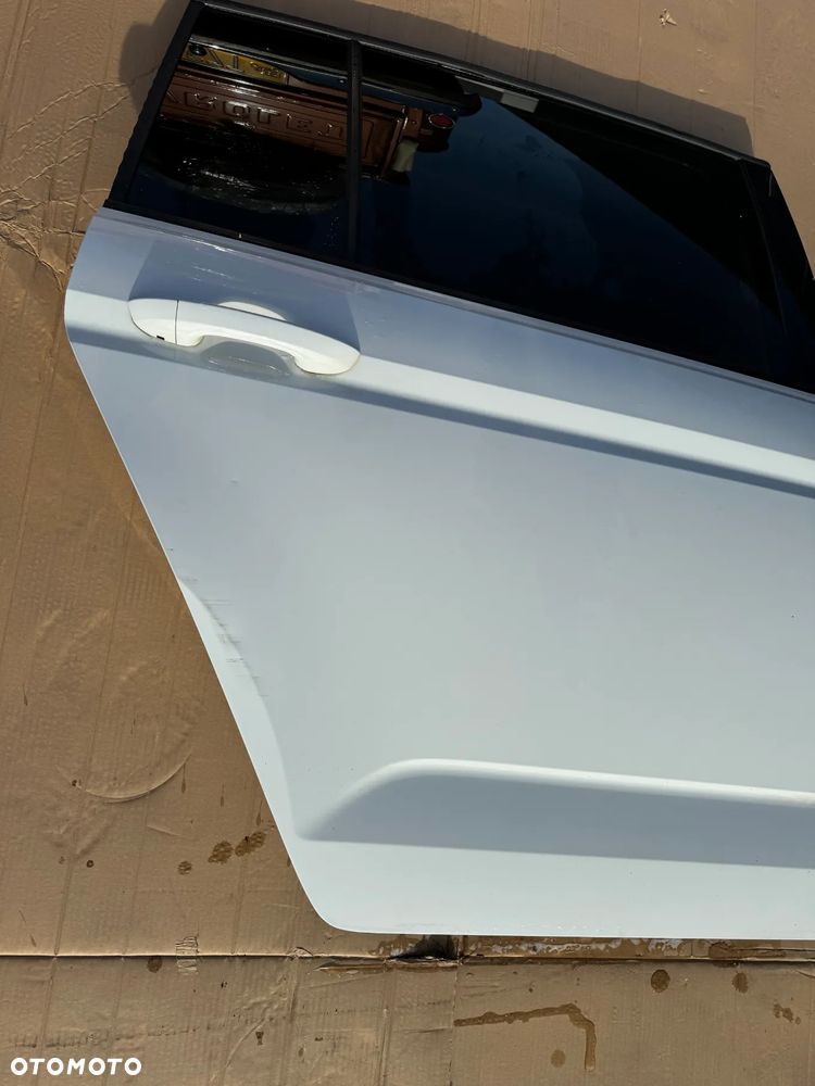 VW Touran 5ta drzwi prawe tył tylne L0K1 - 5