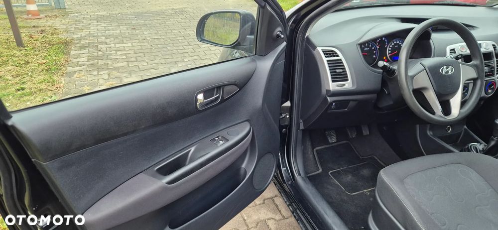 Hyundai i20 - 14