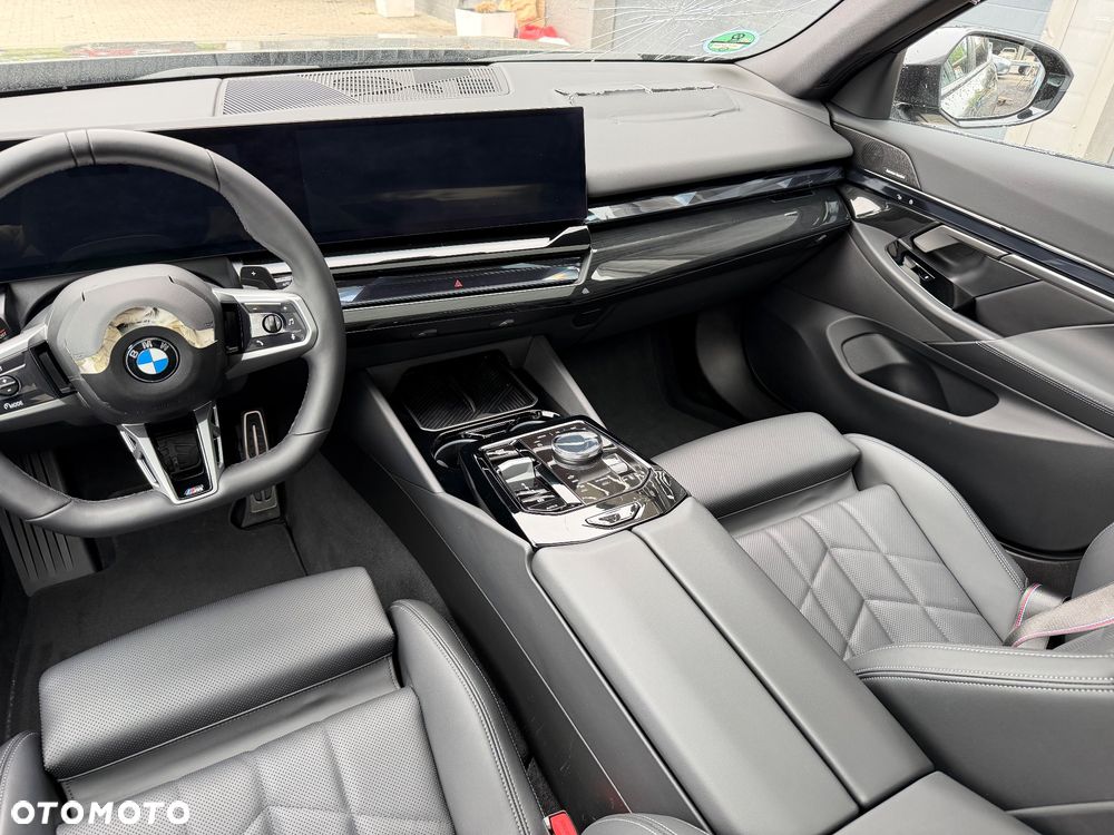 BMW Seria 5 520d xDrive - 21