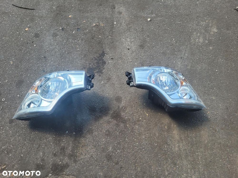 Lampa MP5 Mercedes Actros - 4