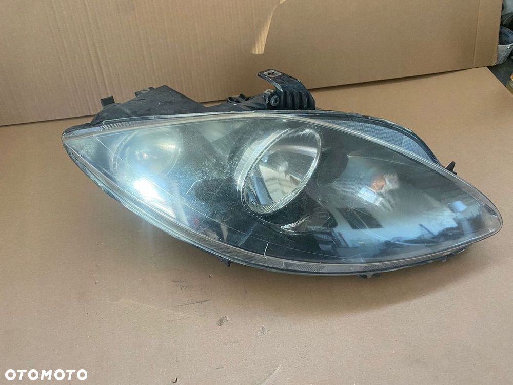 LAMPA PRAWA PRZÓD PRZEDNIA VW SEAT LEON II ALTEA EUROPA - 1