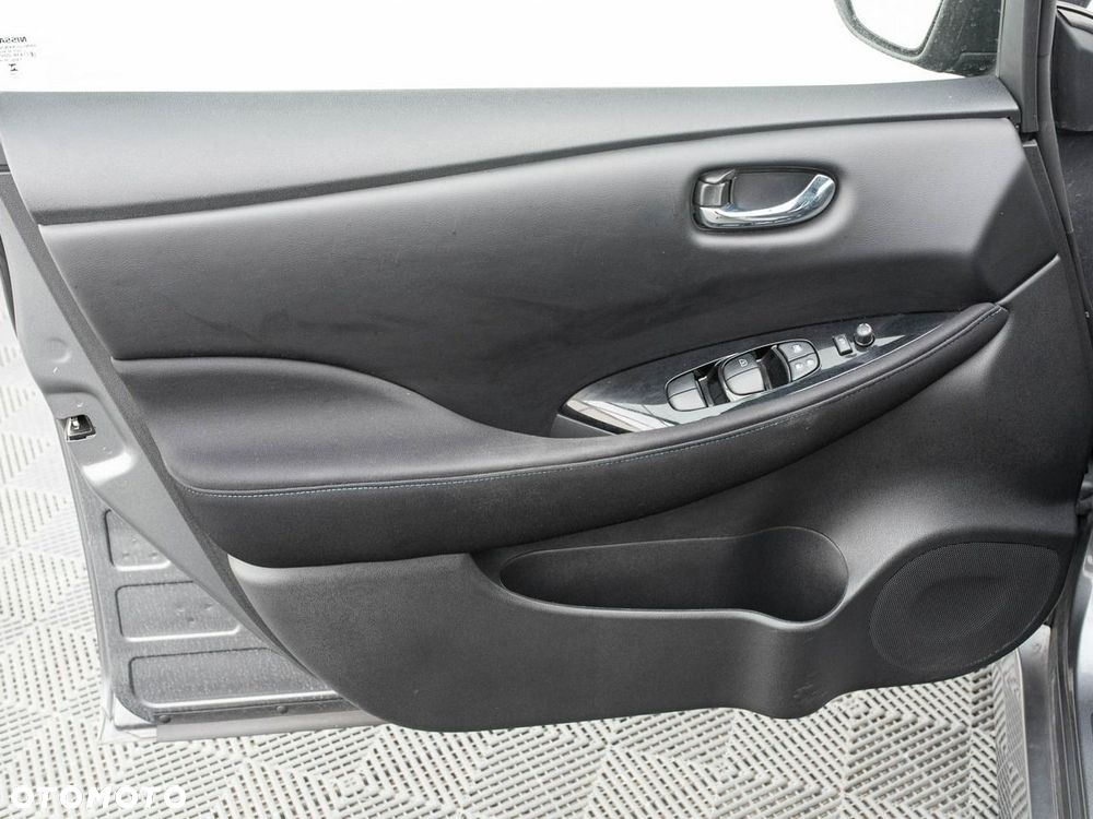 Nissan Leaf 40kWh N-Connecta - 10