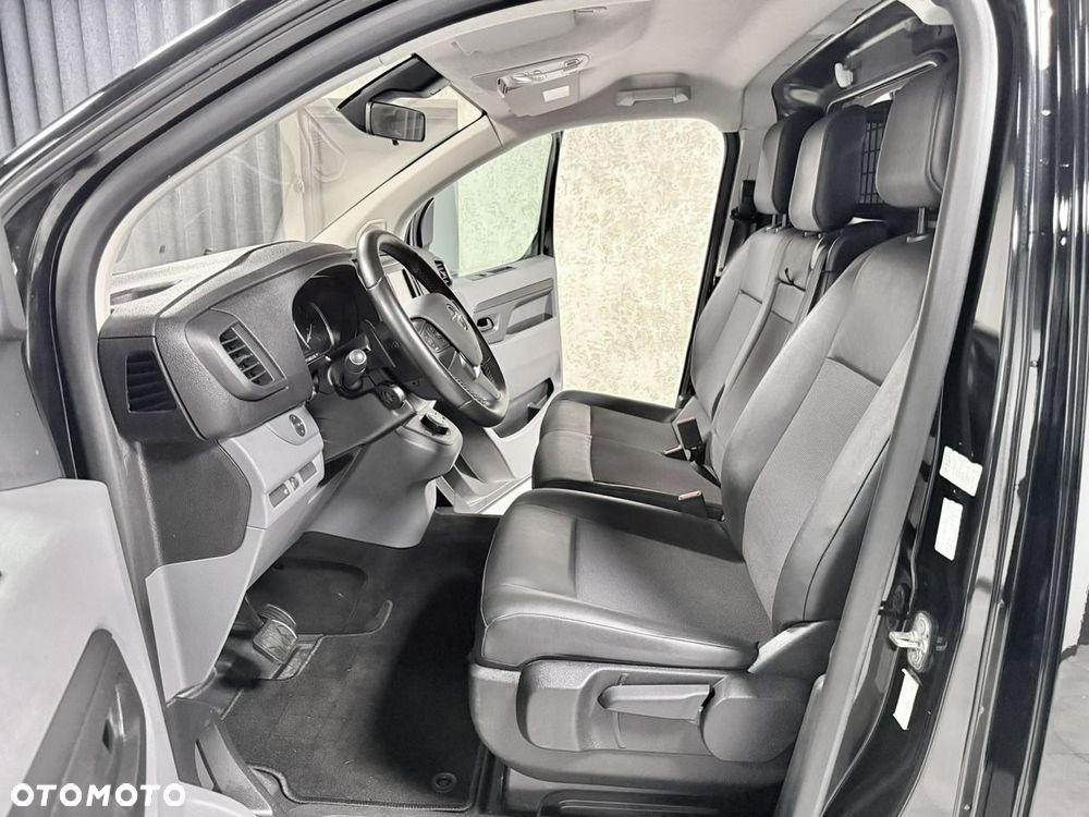 Opel Vivaro - 19