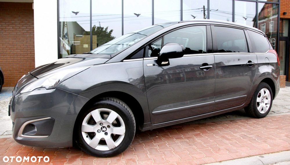 Peugeot 5008 - 32