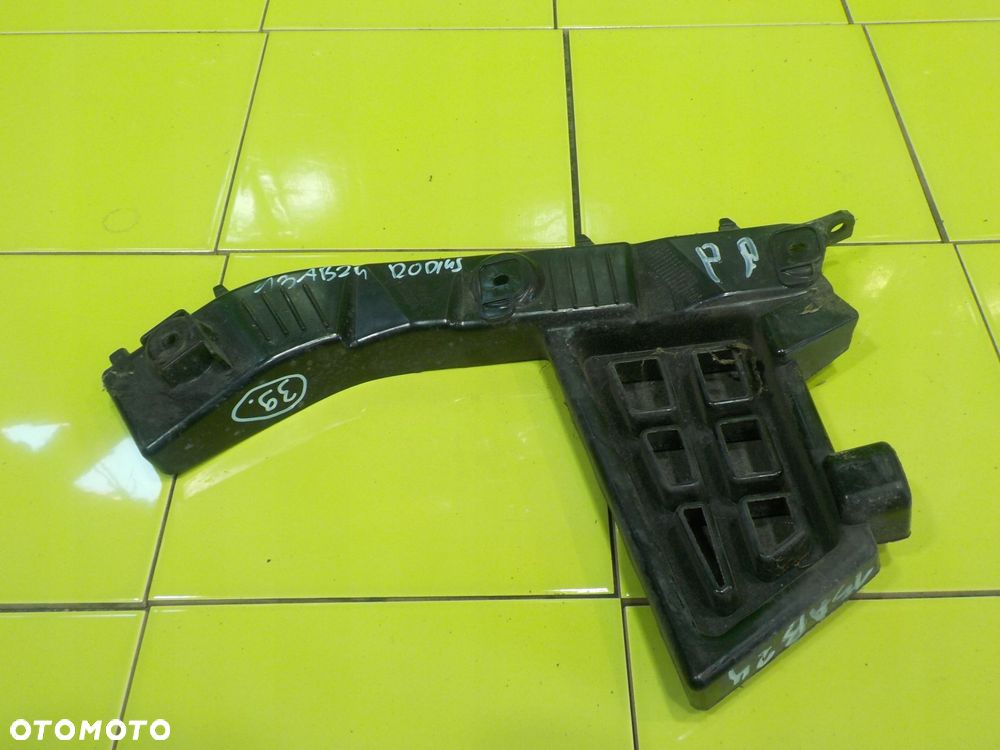 SSANGYONG RODIUS II TURISMO 2.0 B 14r slizg zderzaka prawy przod - 13