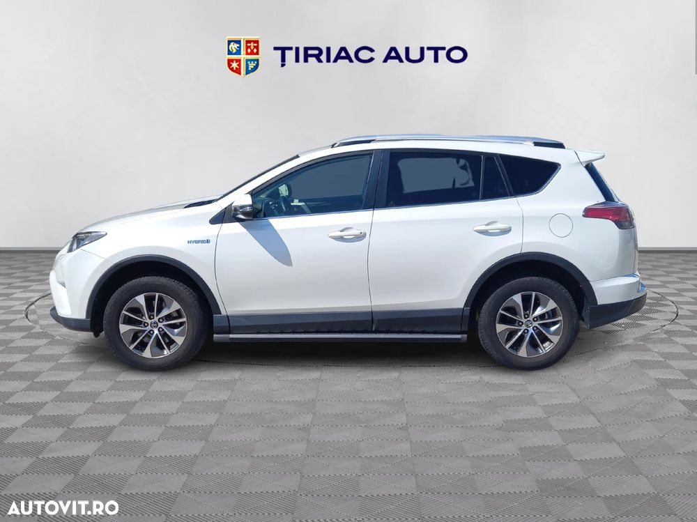 Toyota RAV4 - 3