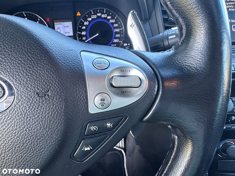 Infiniti QX70 3.0d GT Premium - 20