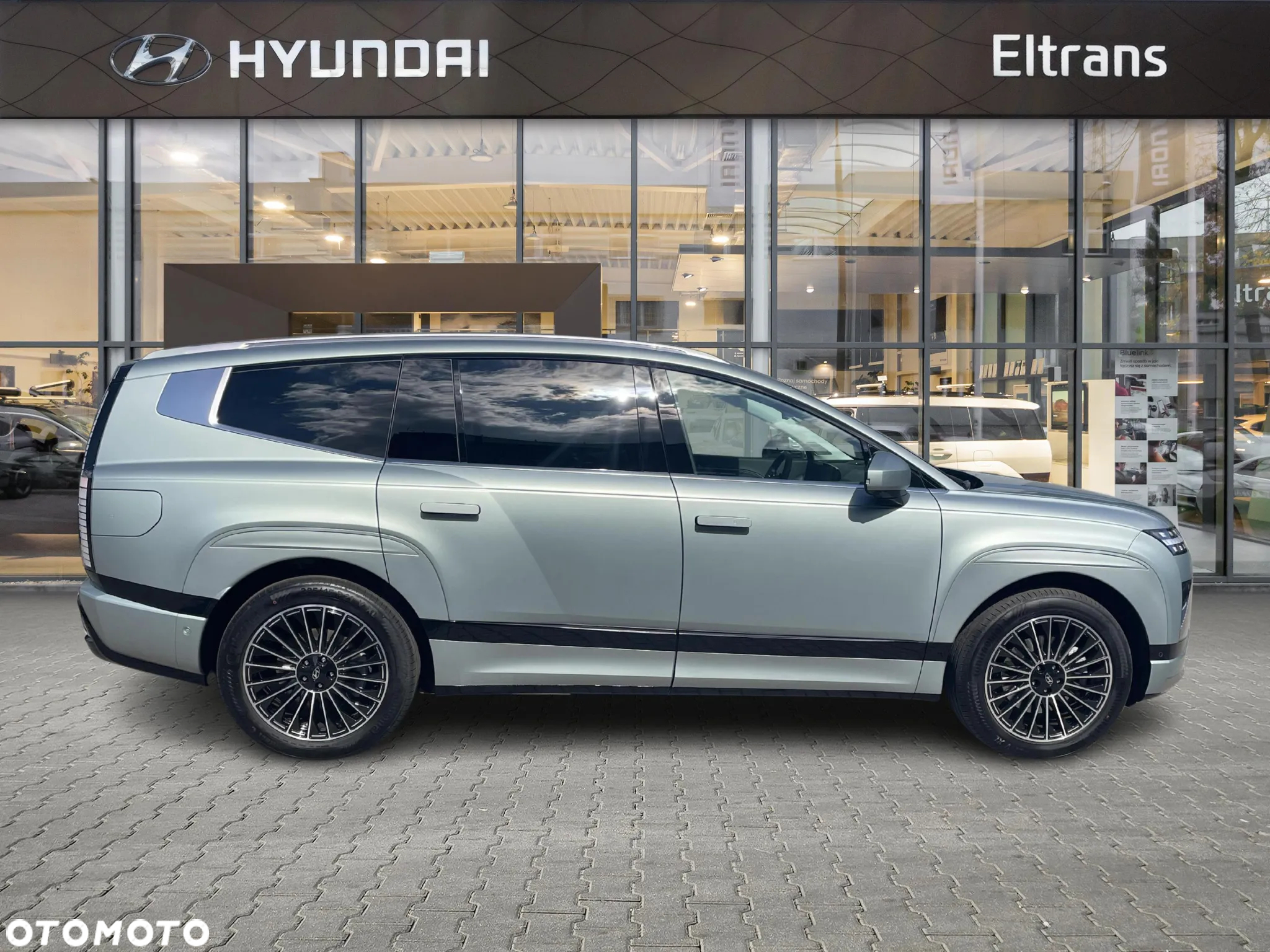 Hyundai IONIQ 9 - 7