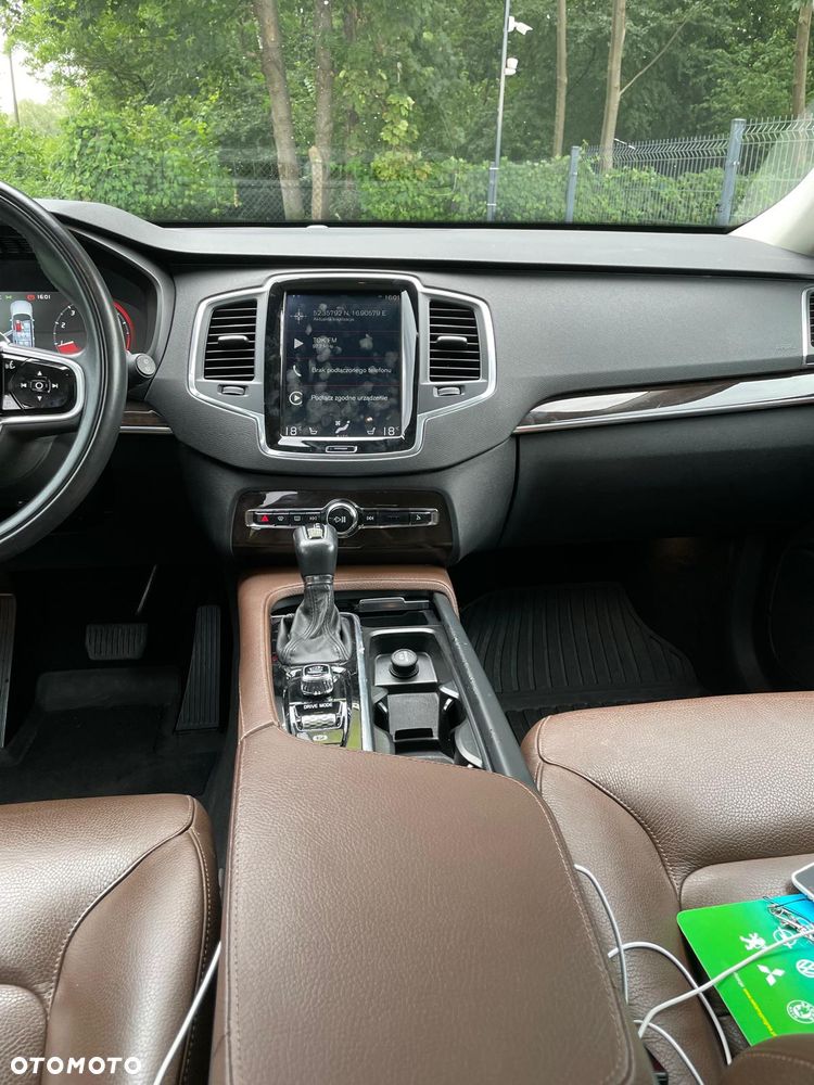 Volvo XC 90 T6 AWD Momentum 7os - 10