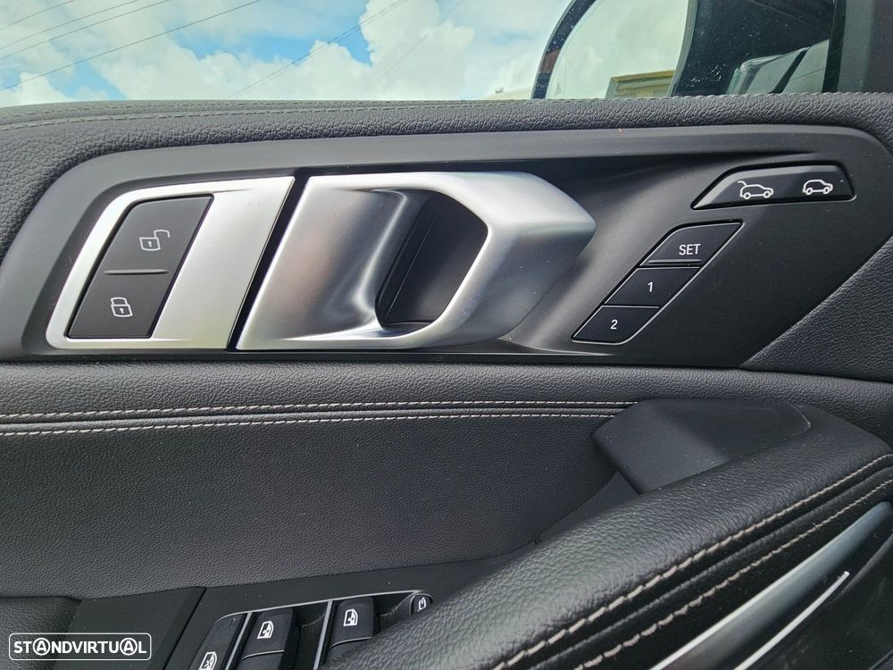 BMW X6 40 d xDrive Pack M - 12