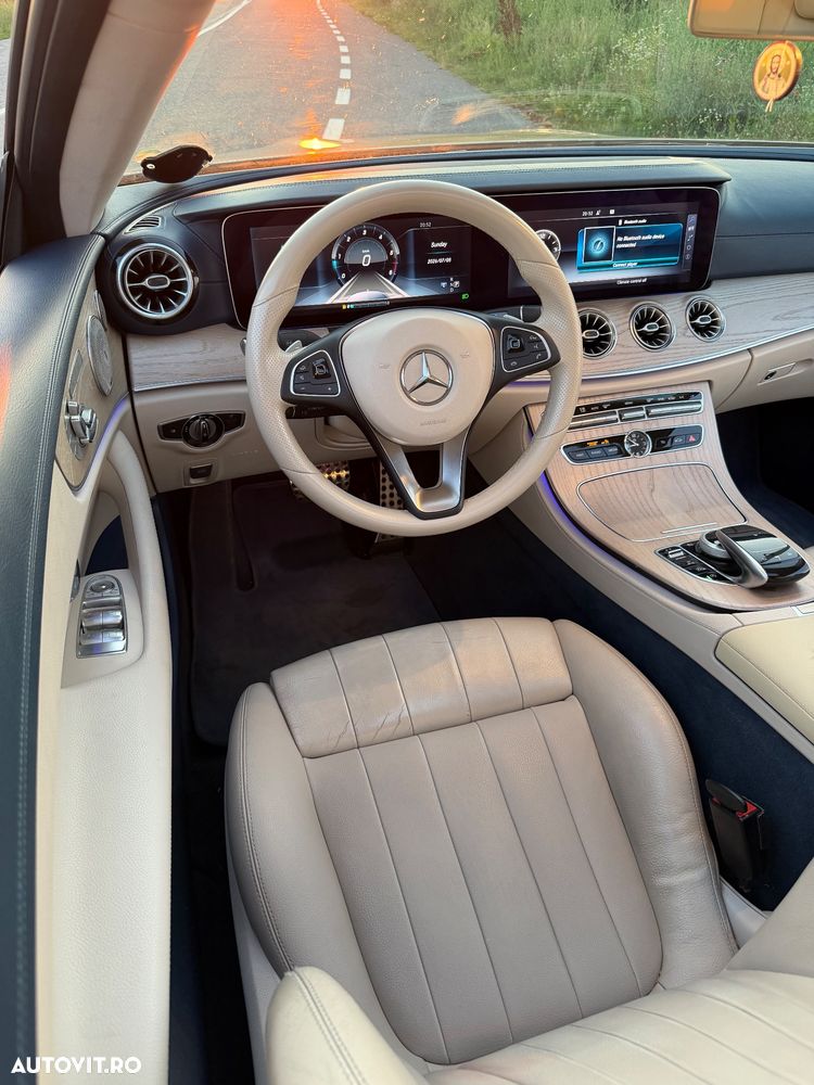 Mercedes-Benz E 220 d 4MATIC - 11