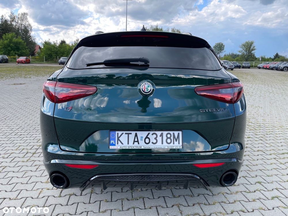 Alfa Romeo Stelvio 2.0 Turbo Veloce Q4 - 6