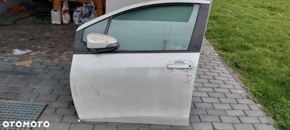 Toyota yaris III radio nawigacja komplet - 8
