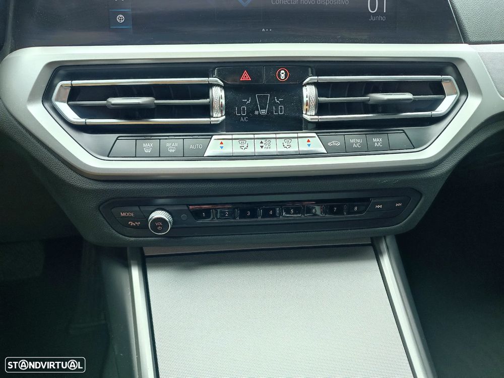 BMW 320 e Line Sport Auto - 27