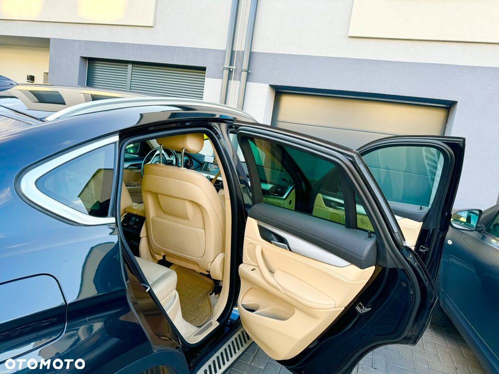 BMW X6 - 11