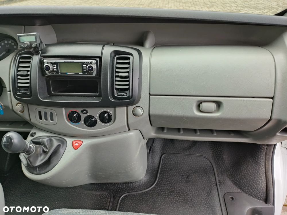 Opel Vivaro - 14