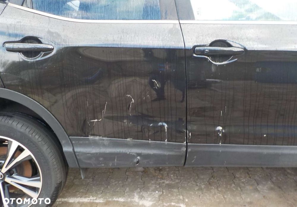 Nissan Qashqai - 12