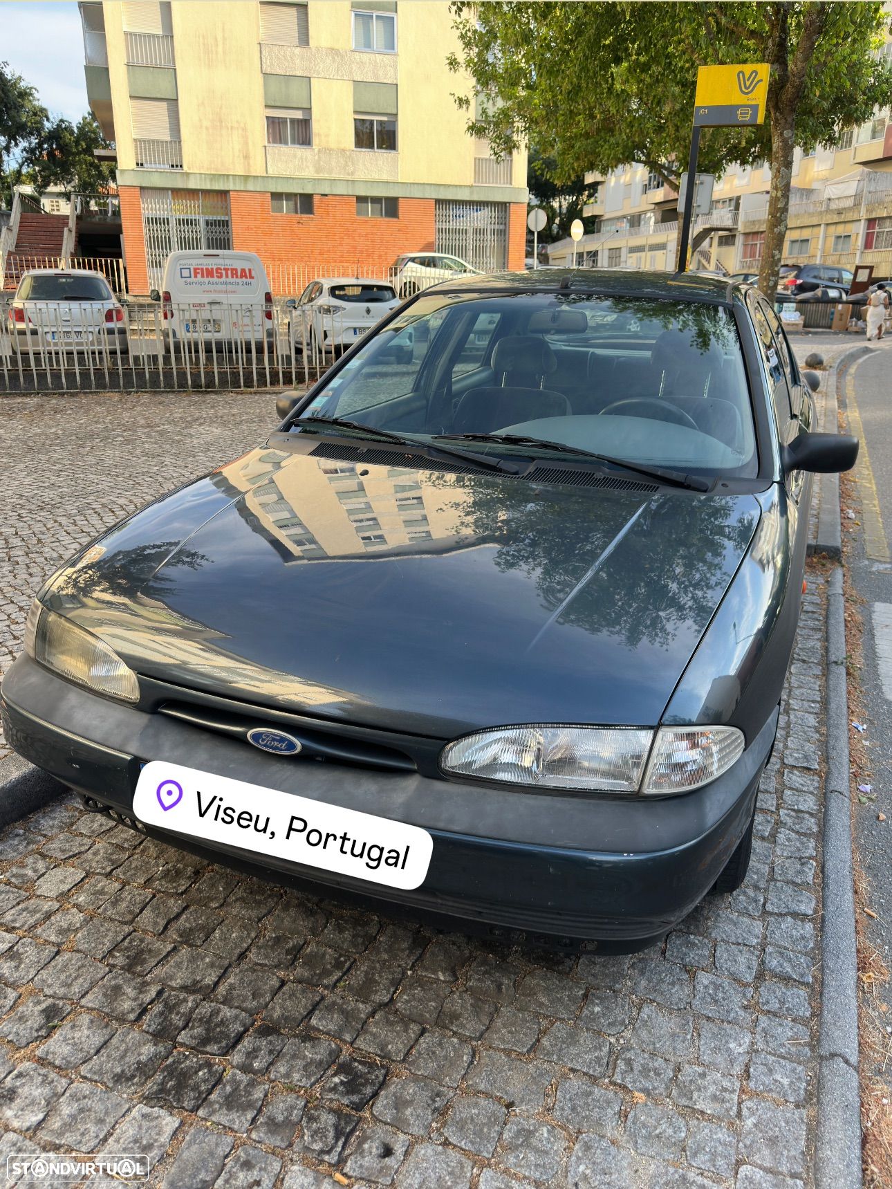 Ford Mondeo 1.8i GLX - 1