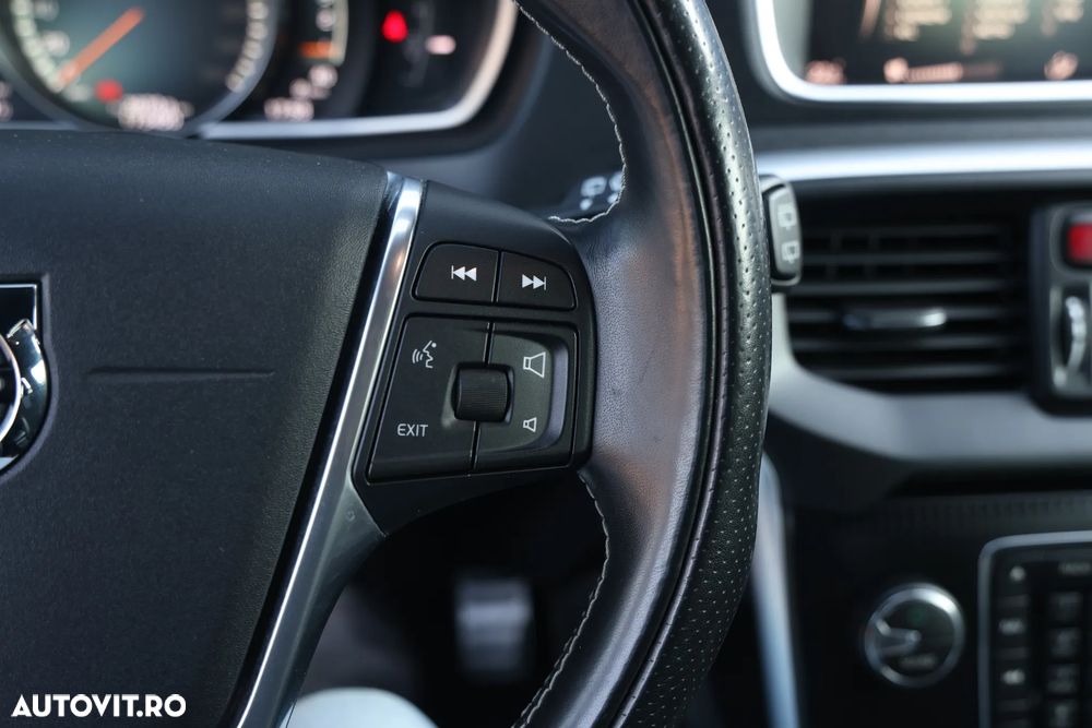 Volvo V40 D2 RDesign - 37