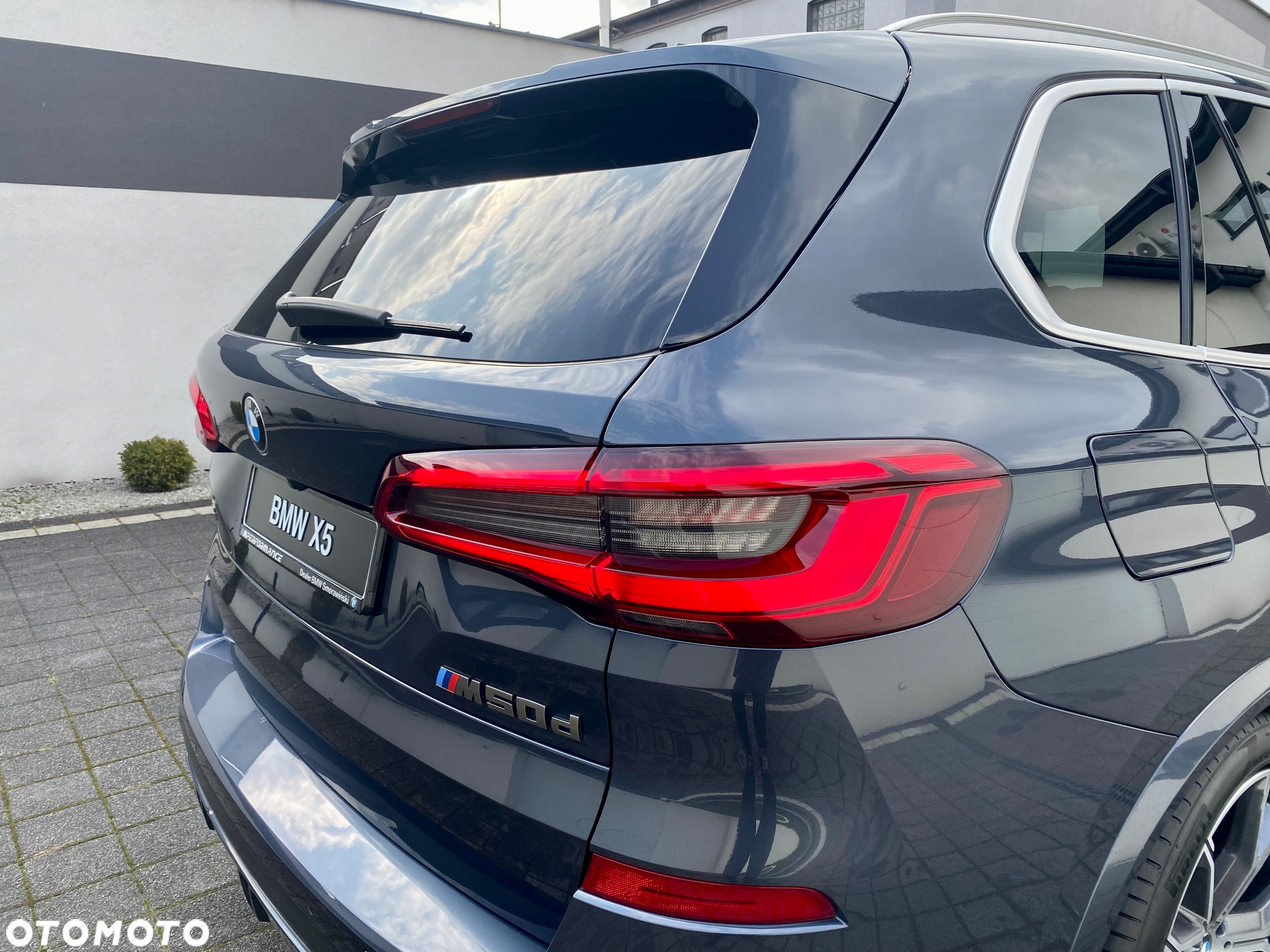 BMW X5 M M50d - 17