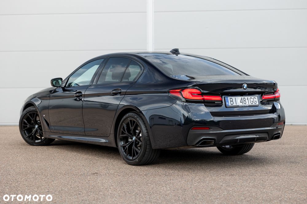 BMW Seria 5 520d xDrive MHEV M Sport sport - 15