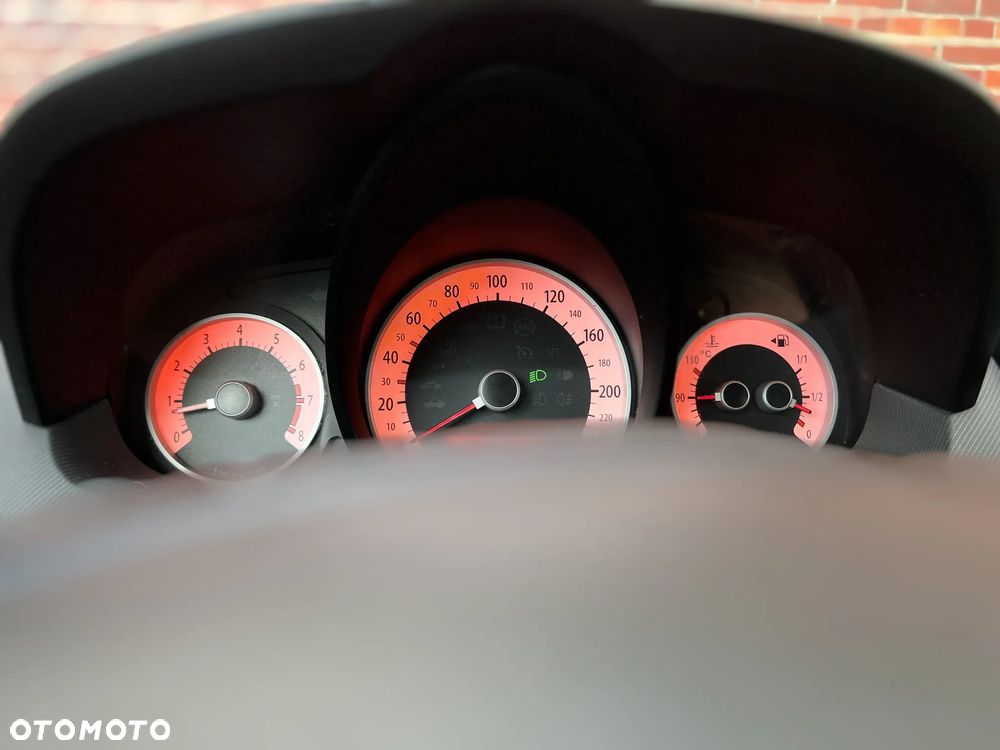 Kia Ceed - 29