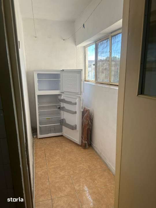 Garsoniera decomandata, 33 mp, Calea Bucuresti Rotonda — fotografia 3