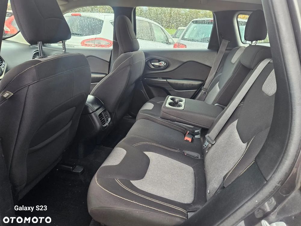 Jeep Cherokee 2.0 Multijet Sport - 12