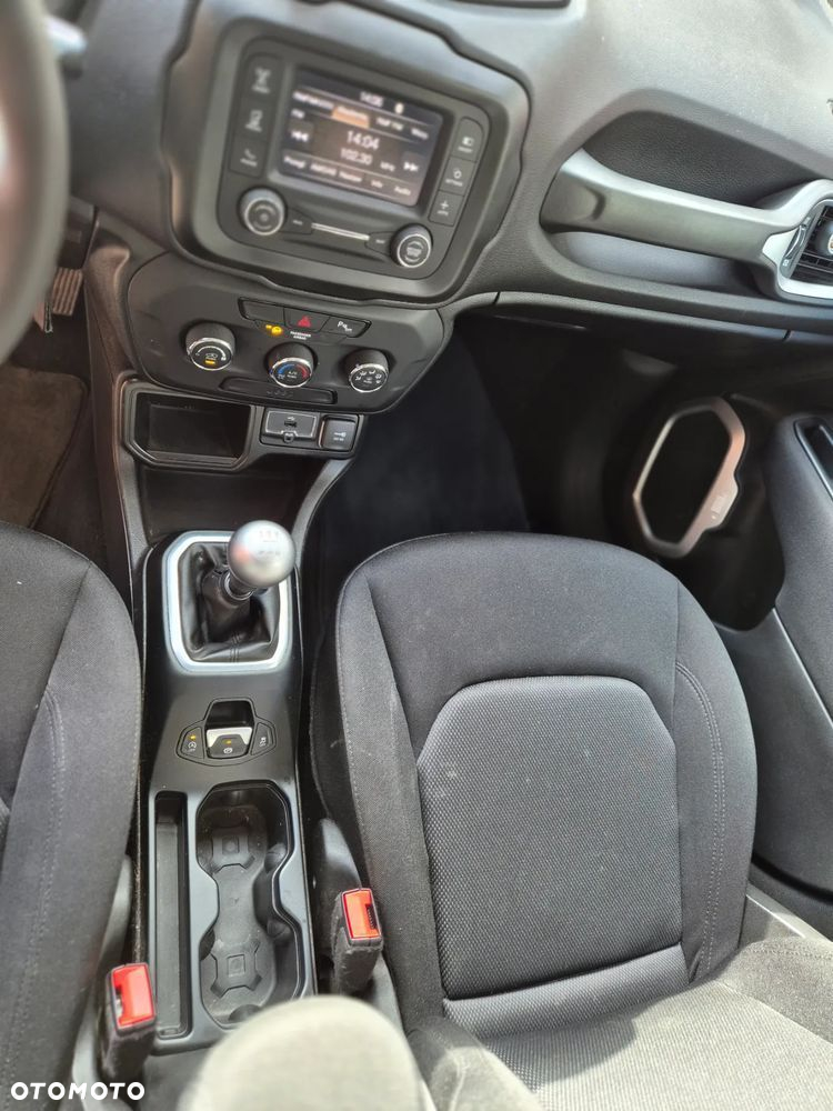 Jeep Renegade 1.6 E-TorQ Longitude FWD - 11