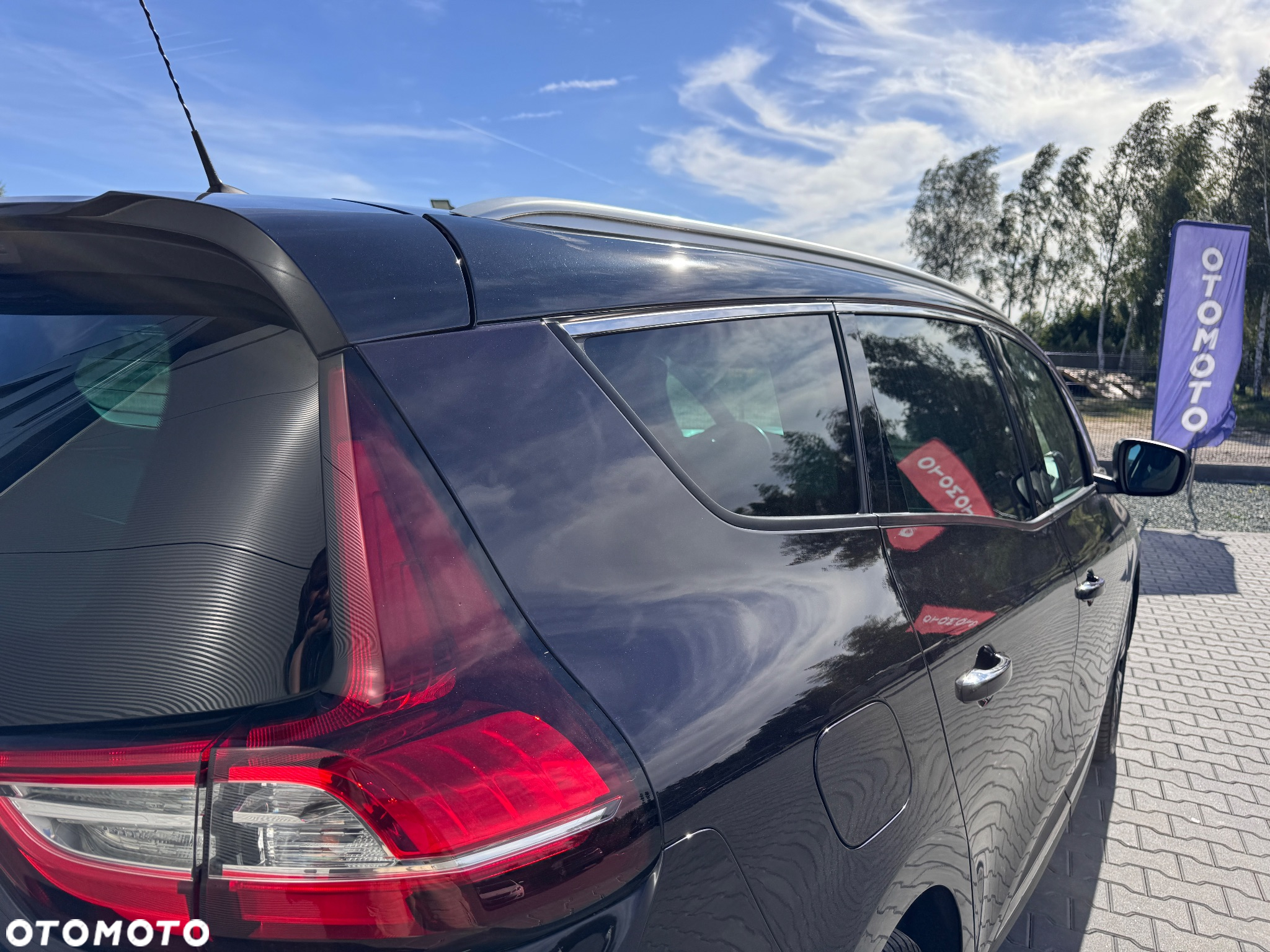 Renault Grand Scenic ENERGY dCi 160 EDC INITIALE PARIS - 8