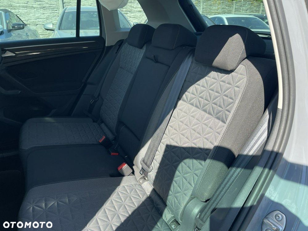 Volkswagen Tiguan 2.0 TDI SCR DSG Life - 17