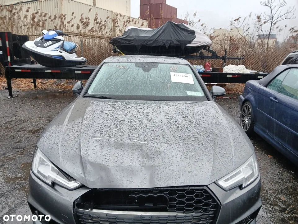 Audi A4 Limousine - 30