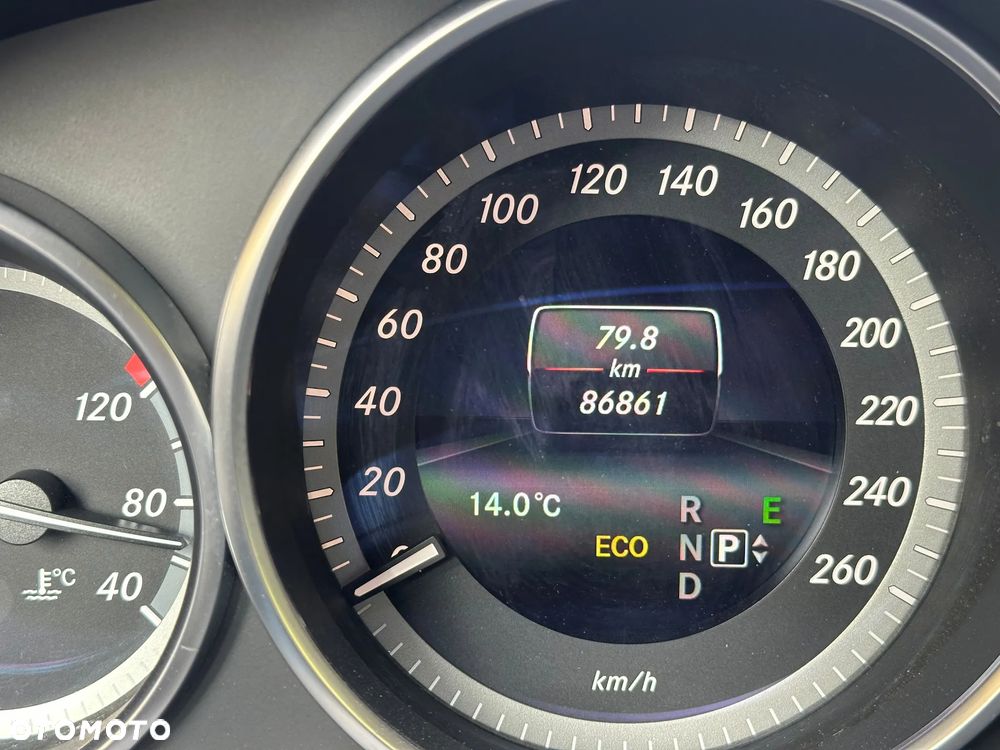 Mercedes-Benz Klasa E 250 BlueTEC 4Matic 7G-TRONIC - 8