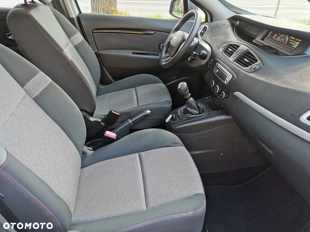 Renault Scenic - 9